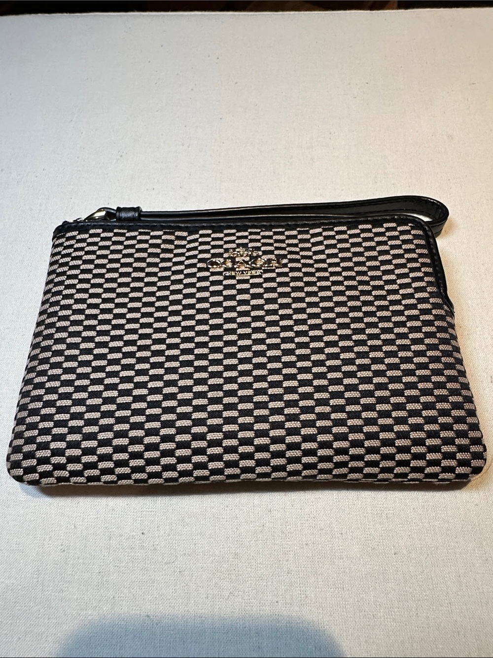 Coach Black and Milk Checker Jacquard Corner Zip Wristlet
